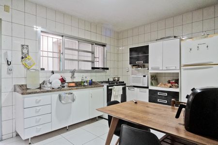 Casa à venda com 150m², 2 quartos e 2 vagasCozinha