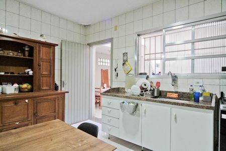 Casa à venda com 150m², 2 quartos e 2 vagasCozinha