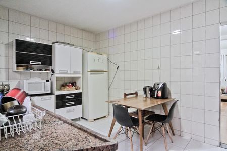 Casa à venda com 150m², 2 quartos e 2 vagasCozinha