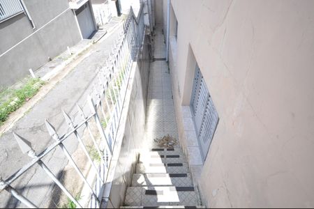 Casa à venda com 110m², 3 quartos e 1 vagaCorredor Externo