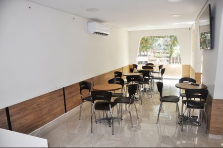 Apartamento para alugar com 49m², 2 quartos e 1 vaga Apartamento para alugar com 49m², 2 quartos e 1 vagaSalão de Festas