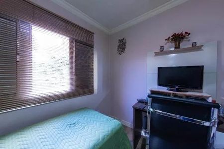 Casa à venda com 200m², 4 quartos e 2 vagas