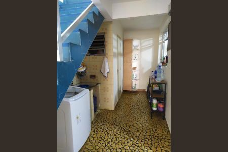 Casa à venda com 172m², 3 quartos e 2 vagas