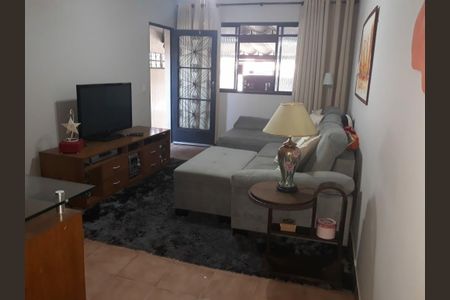 Casa à venda com 200m², 3 quartos e 2 vagas