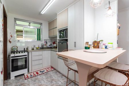 Apartamento à venda com 82m², 4 quartos e 2 vagasCozinha