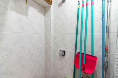 Apartamento à venda com 82m², 4 quartos e 2 vagasBanheiro de Serviço