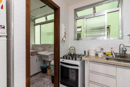 Apartamento à venda com 82m², 4 quartos e 2 vagasCozinha