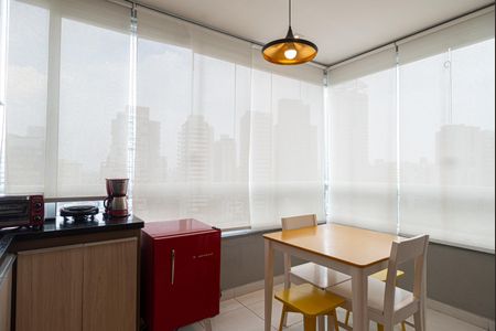 Studio à venda com 32m², 1 quarto e 1 vaga Studio à venda com 32m², 1 quarto e 1 vagaCozinha/Varanda