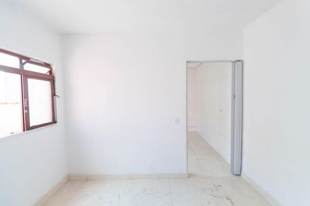 Casa para alugar com 45m², 1 quarto e sem vaga Casa para alugar com 45m², 1 quarto e sem vagaQuarto