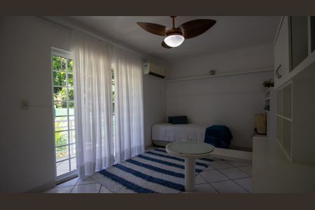Casa de condomínio à venda com 360m², 5 quartos e 2 vagasSuíte 2