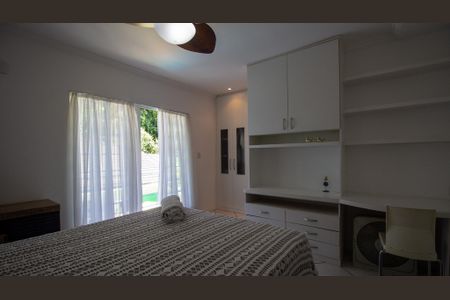 Casa de condomínio à venda com 360m², 5 quartos e 2 vagasSuíte 3