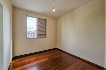 Apartamento à venda com 100m², 3 quartos e 2 vagasSuíte