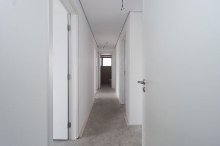 Apartamento à venda com 186m², 4 quartos e 3 vagasCorredor