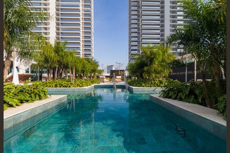Apartamento à venda com 186m², 4 quartos e 3 vagasÁrea comum - Piscina