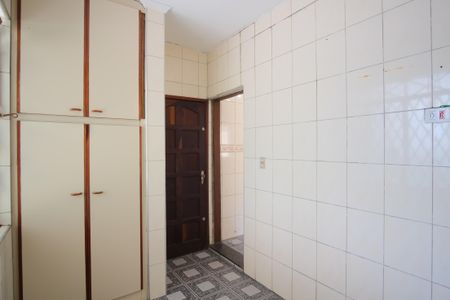 Casa à venda com 320m², 3 quartos e 4 vagasDespensa