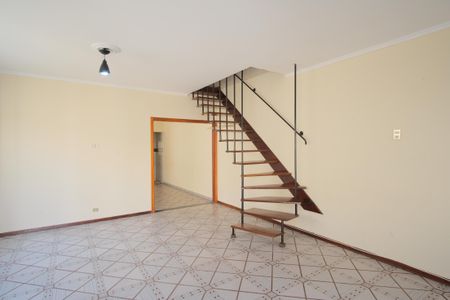 Casa à venda com 320m², 3 quartos e 4 vagasSala