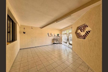 Casa à venda com 200m², 3 quartos e 3 vagas