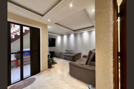 Casa à venda com 200m², 3 quartos e 3 vagas