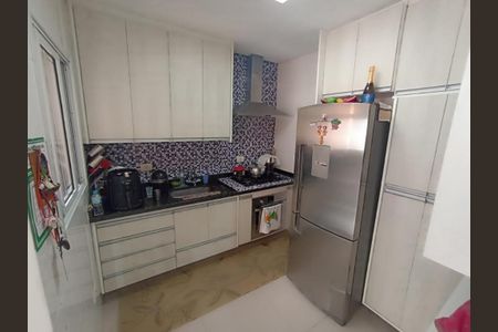 Casa à venda com 90m², 3 quartos e 3 vagas