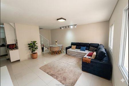 Casa à venda com 90m², 3 quartos e 3 vagas