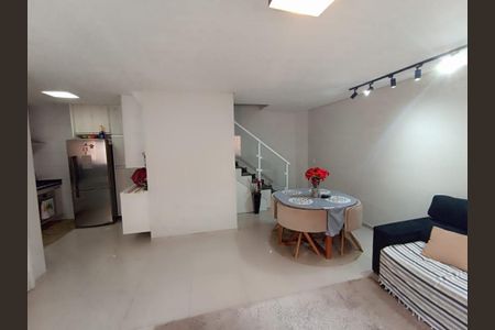 Casa à venda com 90m², 3 quartos e 3 vagas