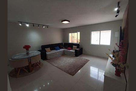 Casa à venda com 90m², 3 quartos e 3 vagas