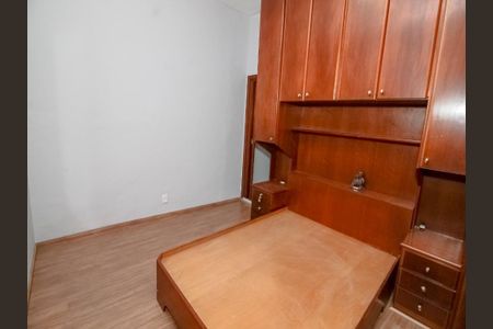 Casa à venda com 175m², 5 quartos e 2 vagas