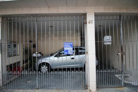 Casa à venda com 200m², 4 quartos e 1 vaga Casa à venda com 200m², 4 quartos e 1 vagaFachada/Placa