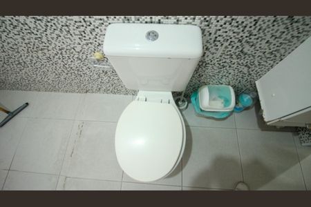 Casa à venda com 200m², 4 quartos e 1 vaga Casa à venda com 200m², 4 quartos e 1 vagaBanheiro