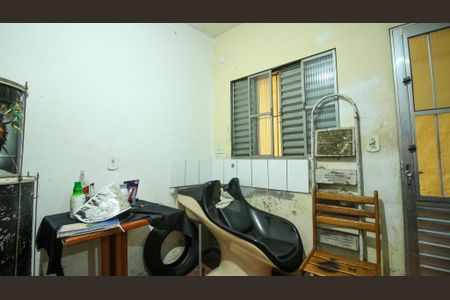 Casa à venda com 200m², 4 quartos e 1 vaga Casa à venda com 200m², 4 quartos e 1 vagaQuarto 3