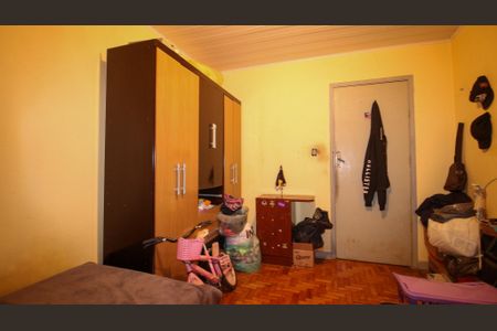 Casa à venda com 200m², 4 quartos e 1 vaga Casa à venda com 200m², 4 quartos e 1 vagaQuarto 1