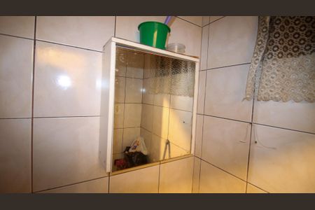Casa à venda com 200m², 4 quartos e 1 vaga Casa à venda com 200m², 4 quartos e 1 vagaLavabo