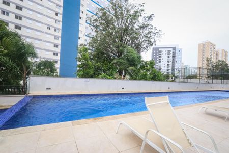 Apartamento à venda com 38m², 1 quarto e 1 vagaÁrea comum - Piscina
