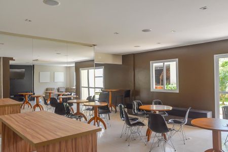 Apartamento à venda com 100m², 2 quartos e 2 vagas Apartamento à venda com 100m², 2 quartos e 2 vagasÁrea comum - Salão de festas