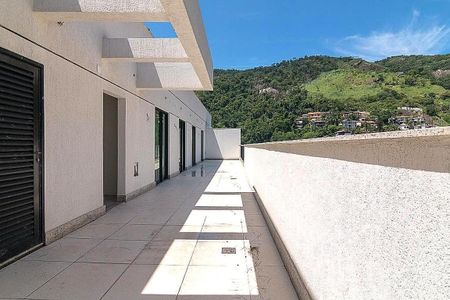 Apartamento à venda com 206m², 4 quartos e 3 vagas