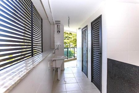 Apartamento à venda com 206m², 4 quartos e 3 vagas