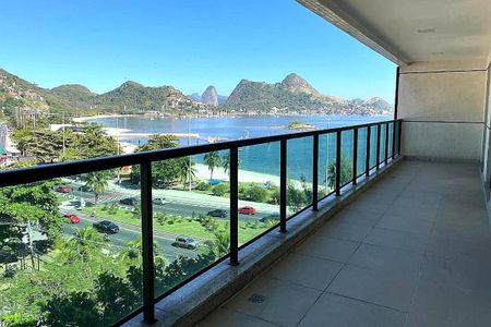 Apartamento à venda com 206m², 4 quartos e 3 vagas