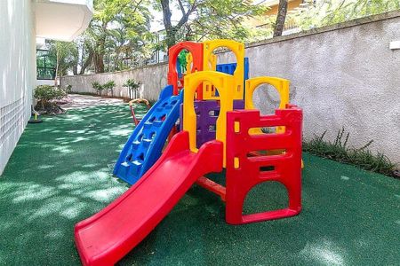 Apartamento à venda com 206m², 4 quartos e 3 vagas