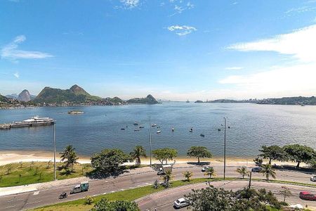 Apartamento à venda com 206m², 4 quartos e 3 vagas