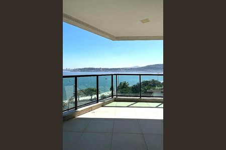 Apartamento à venda com 206m², 4 quartos e 3 vagas