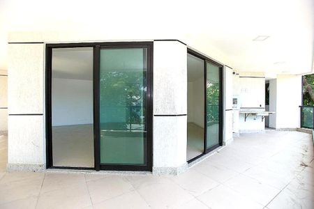 Apartamento à venda com 206m², 4 quartos e 3 vagas