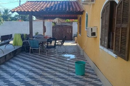 Casa à venda com 250m², 5 quartos e 4 vagas