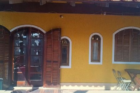 Casa à venda com 250m², 5 quartos e 4 vagas