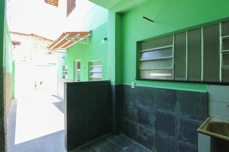 Casa para alugar com 100m², 2 quartos e 1 vaga Casa para alugar com 100m², 2 quartos e 1 vagaÁrea de Serviço