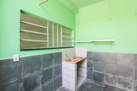 Casa para alugar com 100m², 2 quartos e 1 vaga Casa para alugar com 100m², 2 quartos e 1 vagaÁrea de Serviço