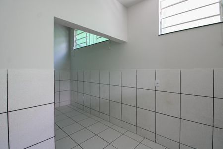 Casa para alugar com 100m², 2 quartos e 1 vaga Casa para alugar com 100m², 2 quartos e 1 vagaCozinha e copa