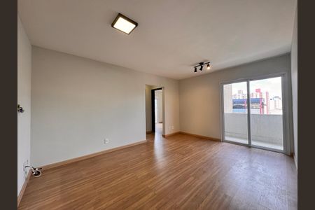 Apartamento para alugar com 64m², 2 quartos e 2 vagasSala