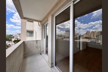 Apartamento para alugar com 64m², 2 quartos e 2 vagasSacada