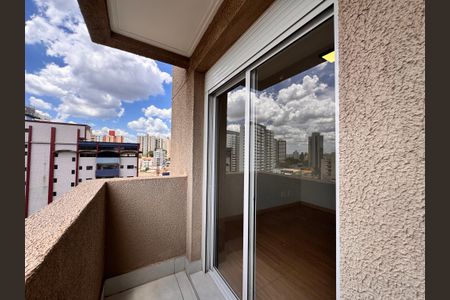 Apartamento para alugar com 64m², 2 quartos e 2 vagasSacada