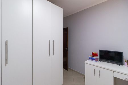 Casa à venda com 248m², 3 quartos e 6 vagasQuarto 2